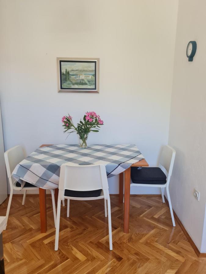 Apartments Apartmani Pintar Міміце Екстер'єр фото