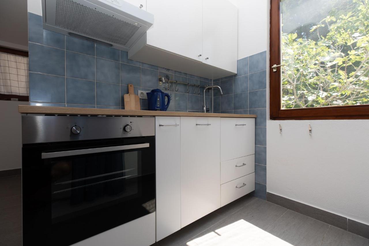 Apartments Apartmani Pintar Міміце Екстер'єр фото